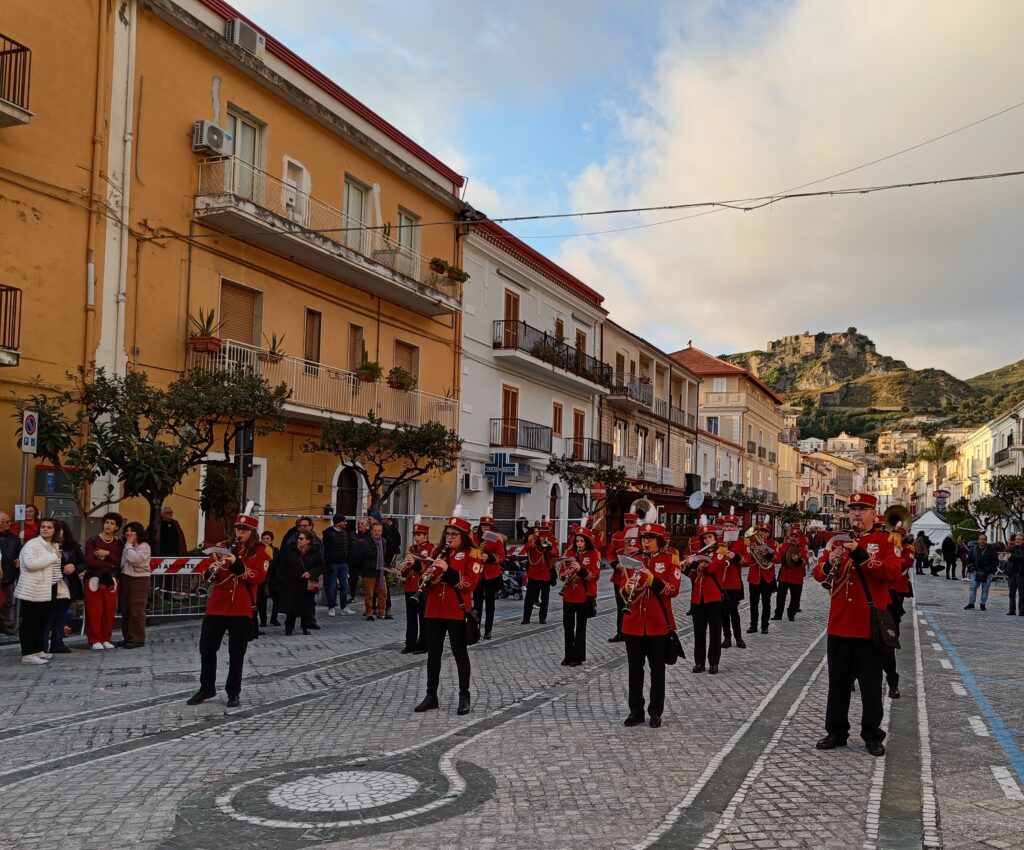 Successo e sorrisi per il Carnevale del Tirreno 2023