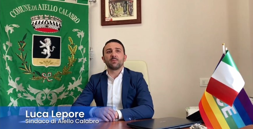  Il sindaco Luca Lepore sul contratto dei tirocinanti